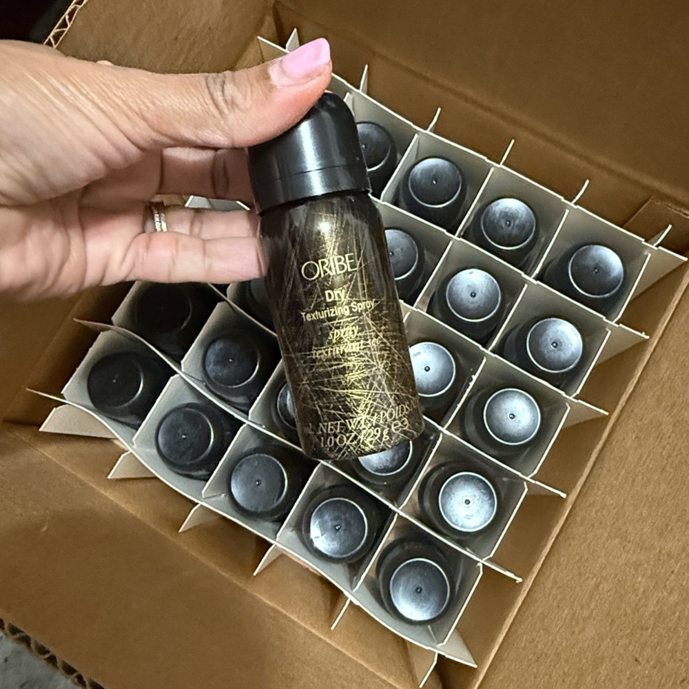 Oribe Dry Texturizing Spray - Gold and Black